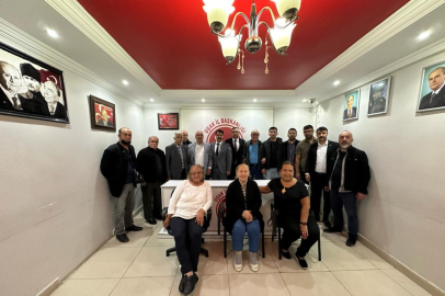 MHP İl Başkanı Ümit Arslan'a ilk ziyaret ülkücü şehit aileleri ve taş medreselilerden
