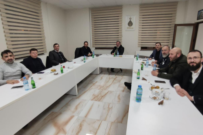 AK PARTİ SERHENDİ VAKFINI ZİYARET ETTİ