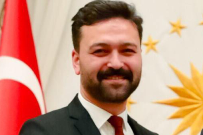 Ak Parti Merkez İlçe Başkanı Mehmet Bayar İl Genel Meclis Üyeliği için istifa etti