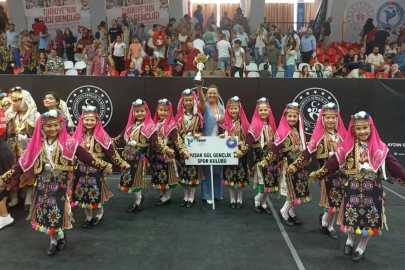 UŞAK GÜL İLKOKULU TÜRKİYE FİNALİNE KATILACAK