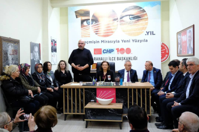 CHP Karahallı İlçe Başkanı E. Coğuplugil  bayramlaşma için gelen CHP il heyetine teşekkür etti