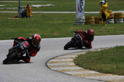 Süpermotoda yılın ilk mücadelesi Uşak’ta tamamlandı