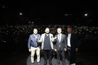 GENÇLİK FESTİVALİ GENÇLERİ COŞTURDU