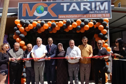 MANİSA DEMİRCİ’DE MÇK TARIM ANA BAYİİ GÖRKEMLİ BİR TÖRENLE AÇILDI