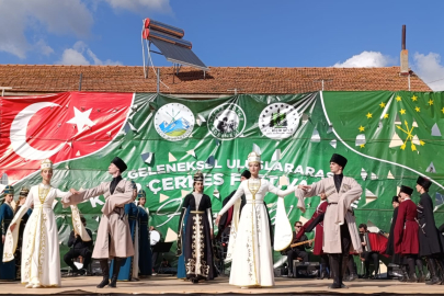 8. ULUSLARARISI GELENESEL KİÇİR ÇERKES FESTİVALİ ÇOŞKUYLA KUTLANDI