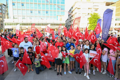 Uşak'ta yaz spor kursları başlangıç programına vali Naci Aktaş'ta katıldı