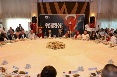 Uşak Valiliği 15 temmuz Demokrasi ve Milli Birlik Günü sebebiyle şehit aileleriyle bir araya geldi