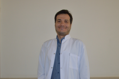GENEL CERRAHİ HEKİMİ AYBERK DURSUN UŞAK EĞİTİM VE ARAŞTIRMA HASTANESİNDE GÖREVE BAŞLADI