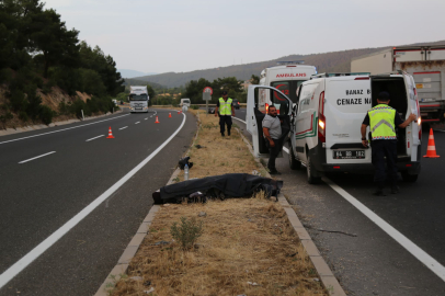 UŞAK'TA MOTOSİKLET KAZASI :1 ÖLÜ 1 YARALI