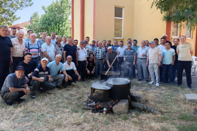 GEDİZ AKÇAALANLILAR BİRLİK VE BERABERLİK YEMEĞİNDE 3. KEZ BULUŞTU