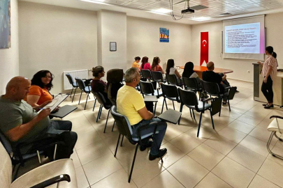 Uşak Eğitim ve Araştırma Hastanesinde iletişim eğitimleri sürüyor
