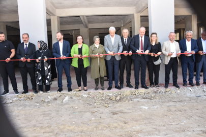 SİMAV KUŞU BELEDİYESİ’NİN YAPTIĞI SOSYAL KONUTLAR TÖRENLE AÇILDI