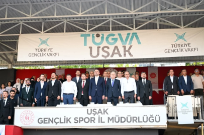 TÜGVA UŞAK YAZOKULU KAPANIŞ PROGRAMI UŞAK STADYUMUNDA YAPILDI