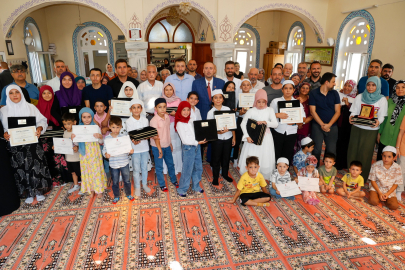 Uşak Belediye Başkanı Özkan Yalım Yaz Kur’an Kursu Sertifika Kapanış Töreni’ne katıldı