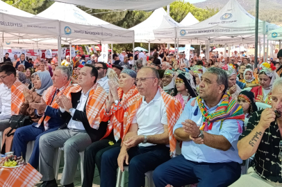 YÖRÜK VE TÜRKMENLER SANCAKLI İĞDECİK’DE BAĞBOZUMU VE YÖRÜK ŞENLĞİNDE BULUŞTU