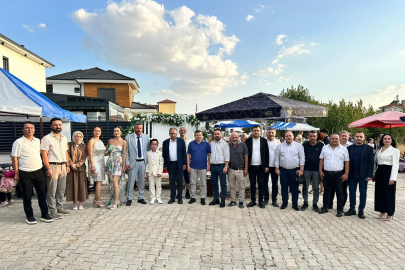 Ak Partililer Sünnet Düğününde biraya geldiler