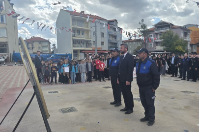 29 Ekim Cumhuriyet Bayramı Sivaslı Çelenk Töreni