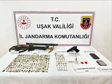Uşak’ta jandarma ekipleri tarihi eser kaçakçılarına göz açtırmadı