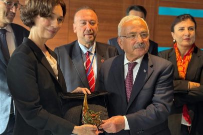 Uşak Belediye Başkanı Bayramı Salzburg'da Kutladı