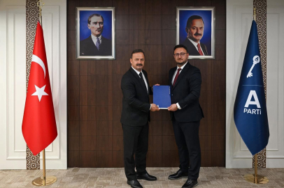 Anahtar Parti Uşak İl Başkanı Av. Nurettin Urhan Oldu