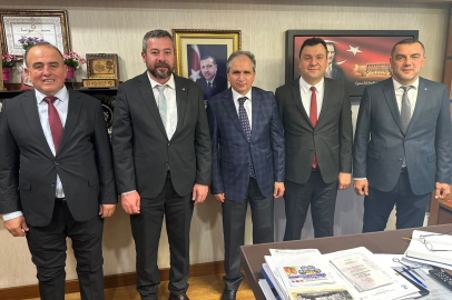 Ak Parti Ulubey ve Sivaslı Heyeti Uşak Milletvekili İsmail Güneş'i Ziyaret Etti