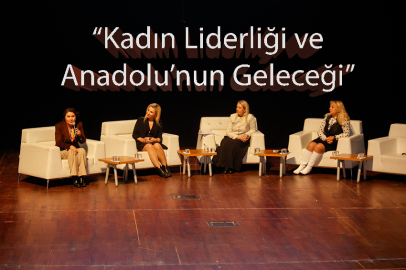 “Kadın Liderliği ve Anadolu’nun Geleceği” Uşak Üniversitesi’nde Ele Alındı