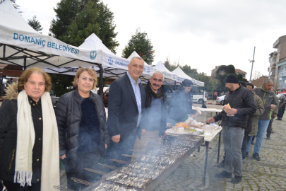 BALIK EKMEK FESTİVALİNDE BİNLERCE DOMANİÇLİ TOPLANDI