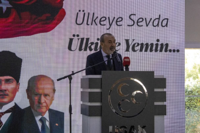 Yaşar Yıldırım'ın Uşak'ta katıldığı Törende MHP 1016 Kişiye Rozet Taktı