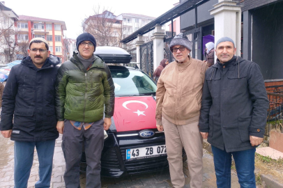 SİMAV’DA 4 KAFADARIN KARAYOLUYLA UMRE YOLCULUĞU BAŞLADI