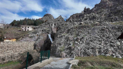 Kütahya’da kayıp kız çocuğunun cansız bedeni dere kenarında bulundu