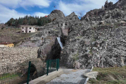 Kütahya’da kayıp kız çocuğunun cansız bedeni dere kenarında bulundu