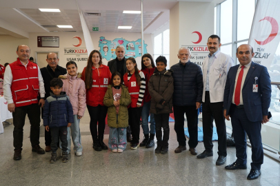 Uşak Eğitim ve Araştırma Hastanesi ile Türk Kızılay’ından Çocuk Dostu Bir Yaklaşım