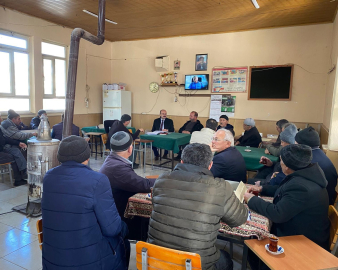 Uşak’ta çiftçilerle sahada buluşma