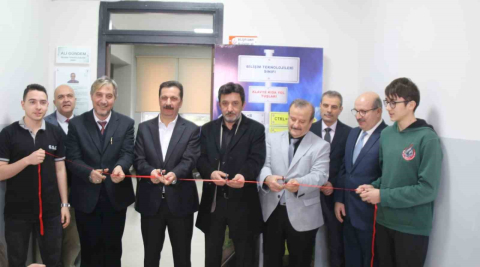 Kütahya Şehit Selim Cansız AİHL’de kütüphane ve bilişim sınıfı açıldı