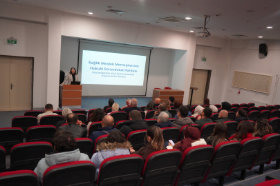 Uşak’ta Ağız ve Diş Sağlığı Merkezi Çalışanlarına Hukuki Sorumluluk Eğitimi