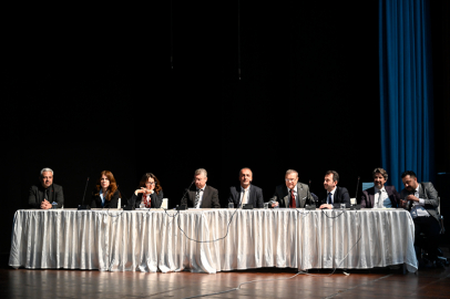 Uşak Üniversitesi 2025 Yılı Birim Öz Değerlendirme Sunumları Gerçekleştirildi