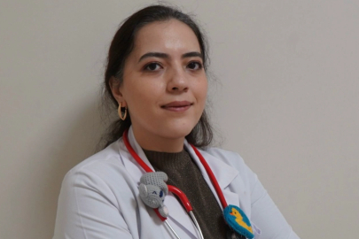 Cemile Kübra Zeybek Çocukluk Çağı Kanserlerini Anlattı