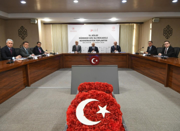 Kütahya Valisi Musa Işın, ’Düzensiz Göçle Mücadele Toplantısı’na katıldı