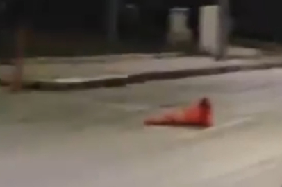 Şoför Eğitim Kursundan kalıp Ortaya Saçılan Trafik duba ve Konileri Tehlike Arz Ediyor