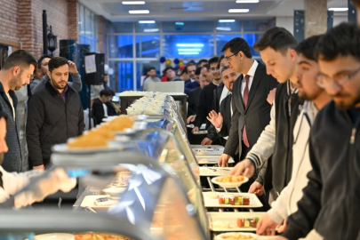 Vali Dört Kurumu Ziyaret Etti