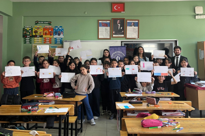 Uşak Üniversitesi Ögrencilerinden Dijital Algı ve Gerçek Etkinliği