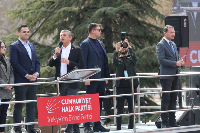 CHP Genel Başkanı Özel: "Kapı kapı gezeceğiz, sokak sokak dolaşacağız, neyi, nasıl düzelteceğimizi söyleyeceğiz"