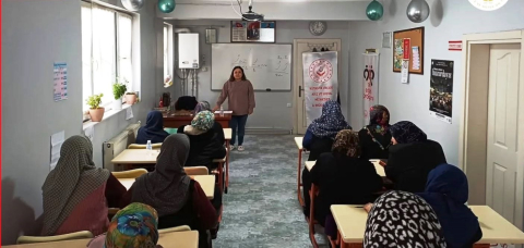 Kütahya’da Kur’an kursu kursiyerlerine "Aile Yaşam Becerileri" eğitimi