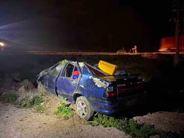 Kırkağaç’ta yağış nedeniyle taralaya uçan otomobildeki 1 kişi öldü, 1 kişi de yaralandı