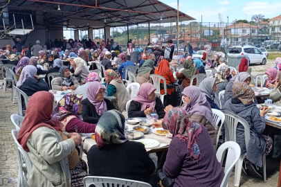 GÖRDES TEPEKÖY’DE BİNLERCE KİŞİ ASIRLARDIR DEVAM EDEN HAYRA KOŞTU
