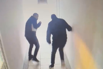 İş adamı kardeşlerin kavgasında çalışan ayağından vuruldu, o anlar kamerada