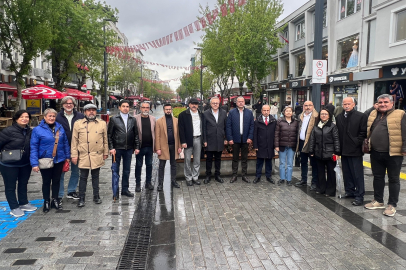 CHP UŞAK'TA DA 81 İLLE BİRLİKTE EŞ ZAMANLI SAHAYA İNDİ