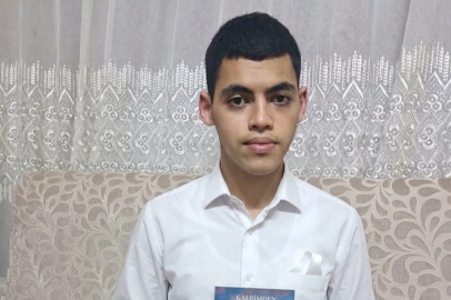 Ağca’nın Yeni Şiir Kitabı “Kalbimden Yükselen Şiirler” Yayınlandı.