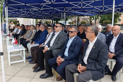 14 MAYIS DÜNYA ÇİFTÇİLER GÜNÜ SALİHLİ’DE KENT MEYDANINDA KUTLANDI