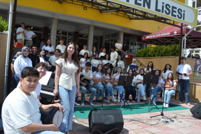 'Bahar Şenliği' Ve 'Yıl Sonu Kermesi' Festivale Dönüştü                              